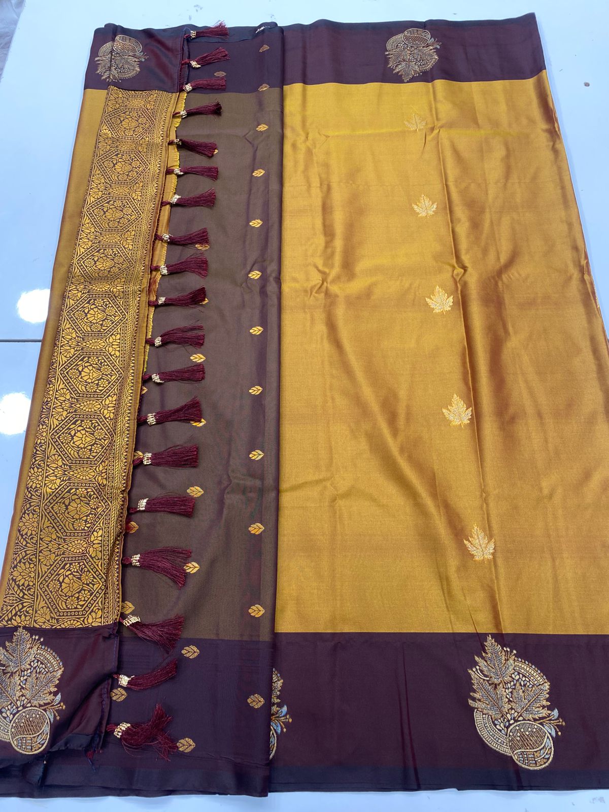 Semi Silk Butta Saree(3257)