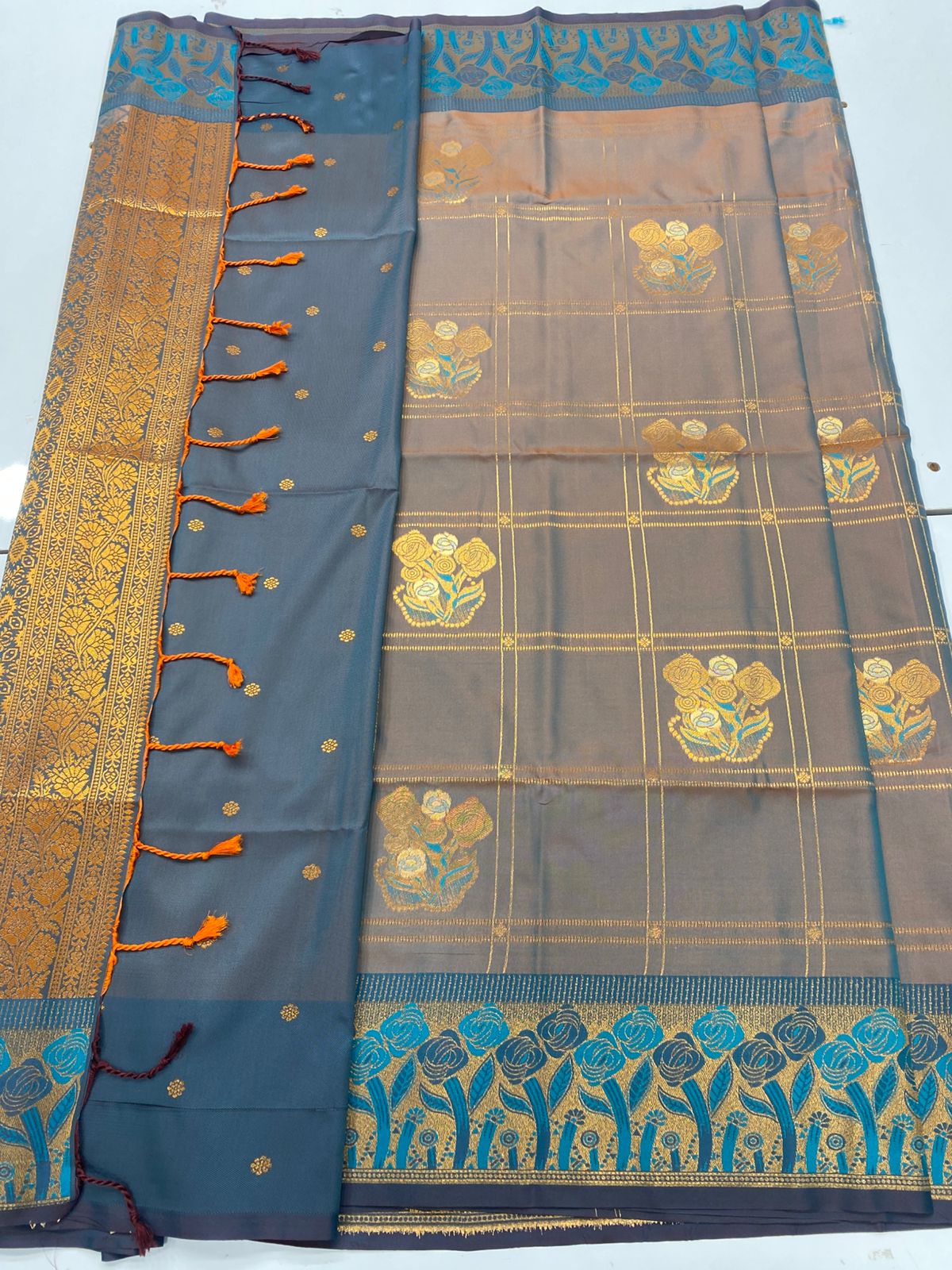 Semi Silk Butta Saree(3256)