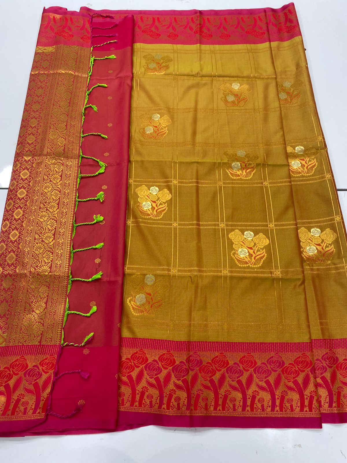 Semi Silk Butta Saree(3256)