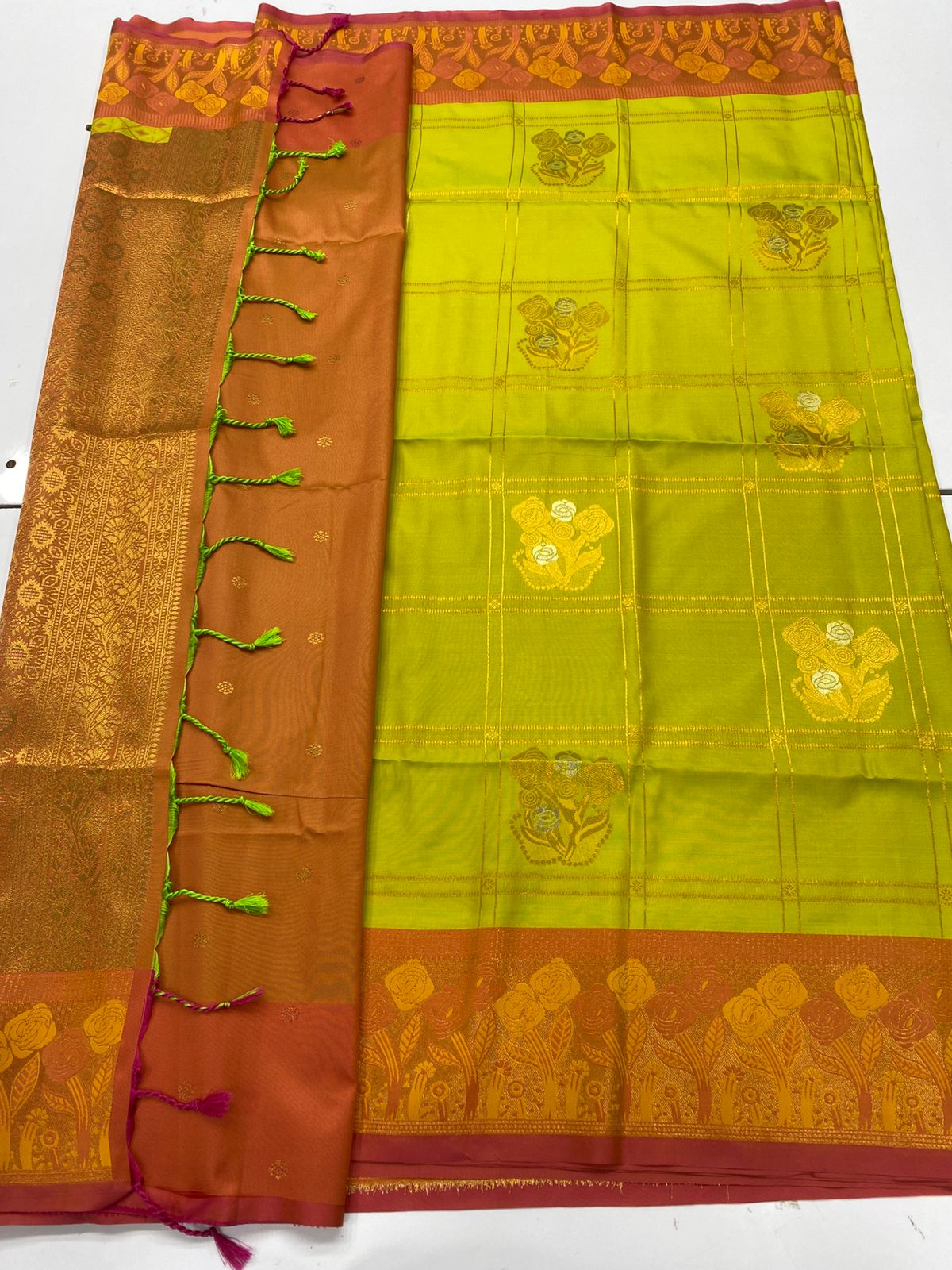 Semi Silk Butta Saree(3256)