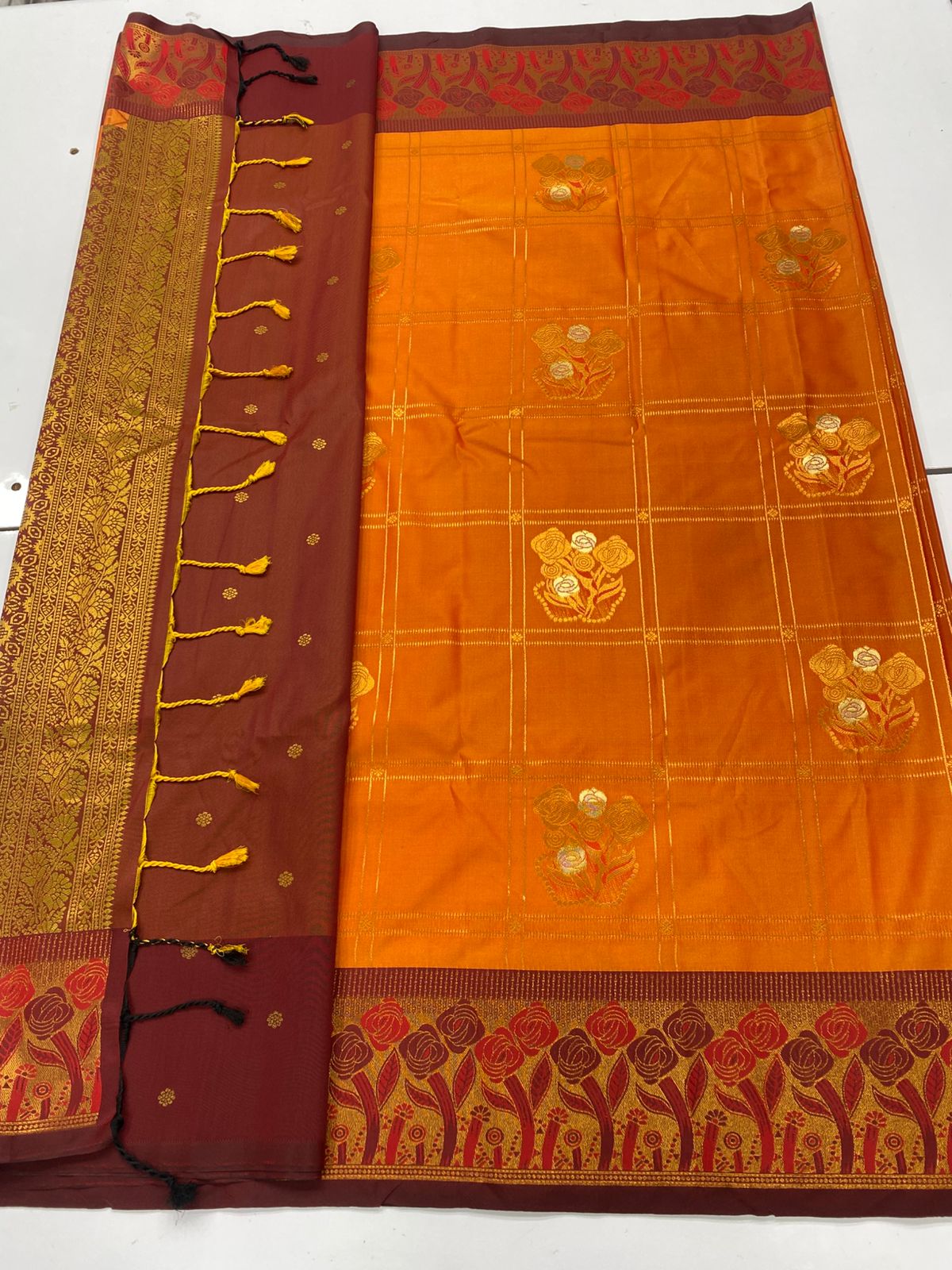 Semi Silk Butta Saree(3256)