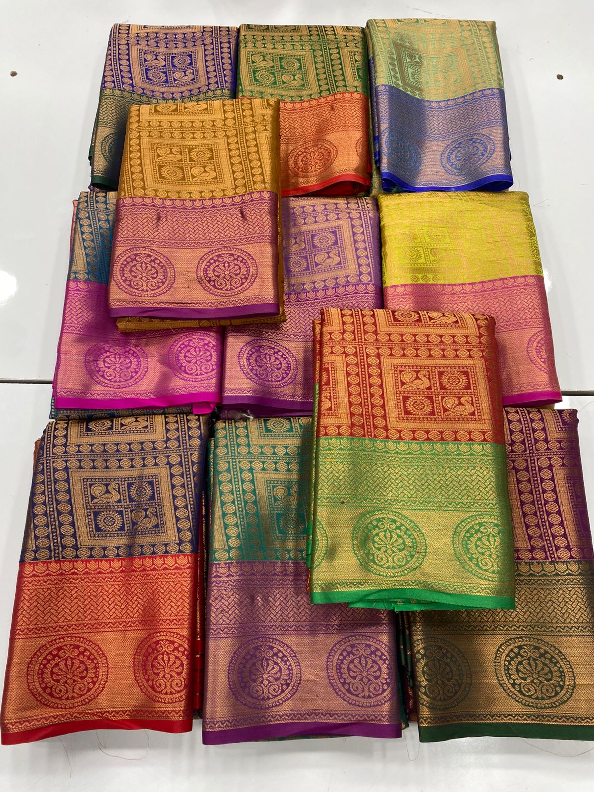 Semi Silk Broket Saree(3252D)
