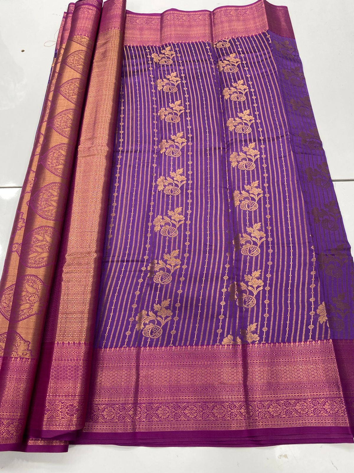 Semi Silk Broket Saree(3252F)