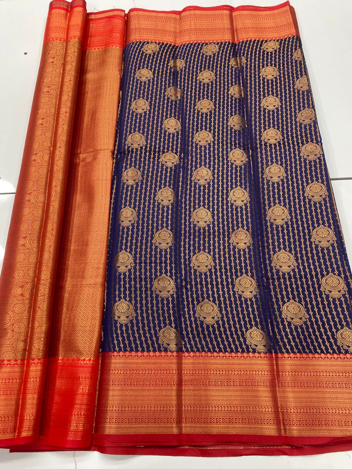 Semi Silk Broket Saree(3252G)