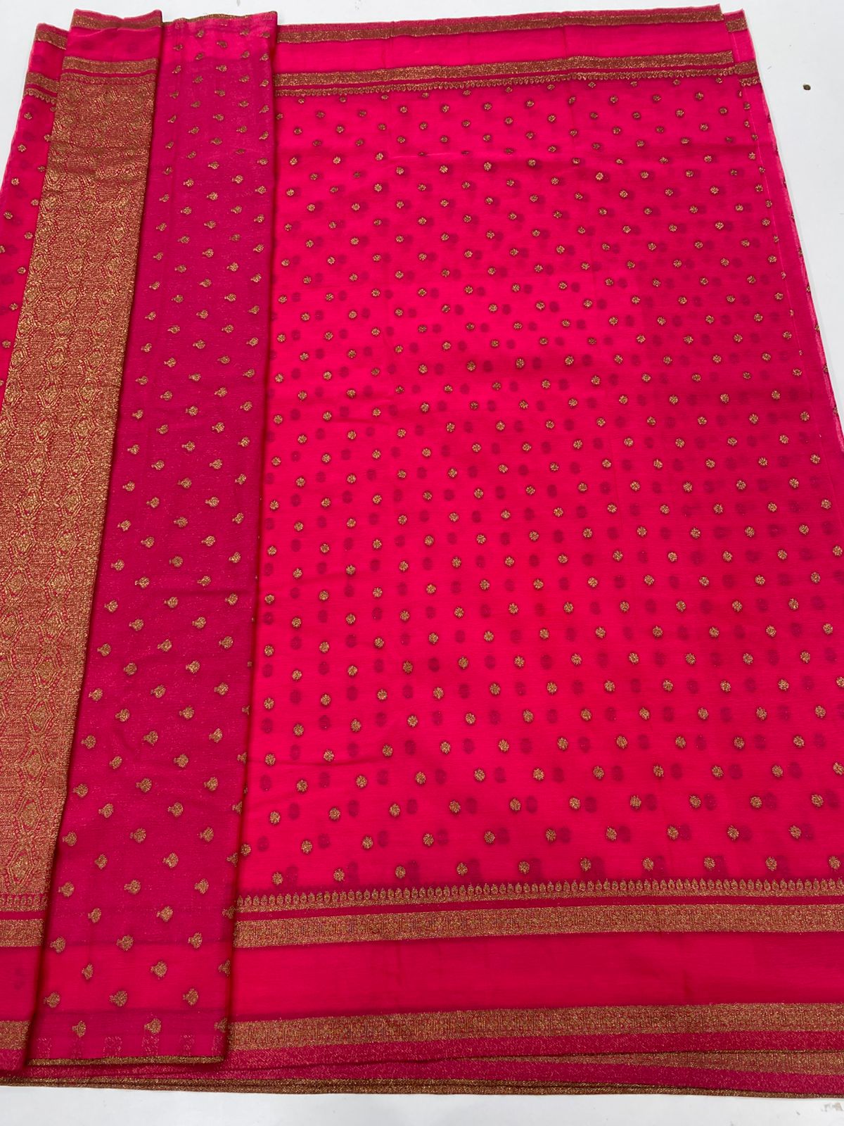 Khaddi Georgette 1000 Butta Saree(3312B)