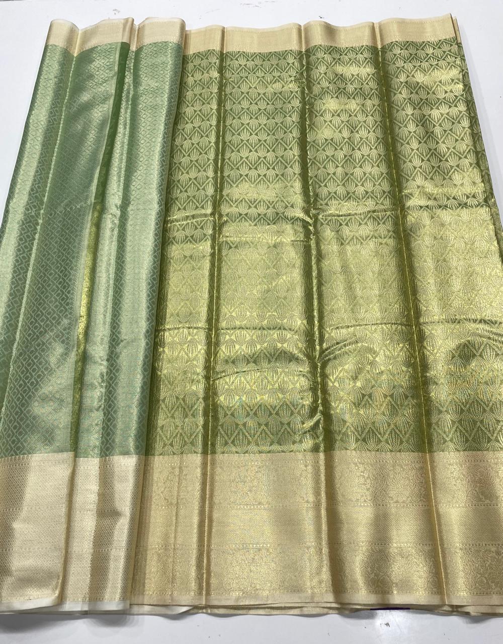 Semi Silk Broket Saree(3350)