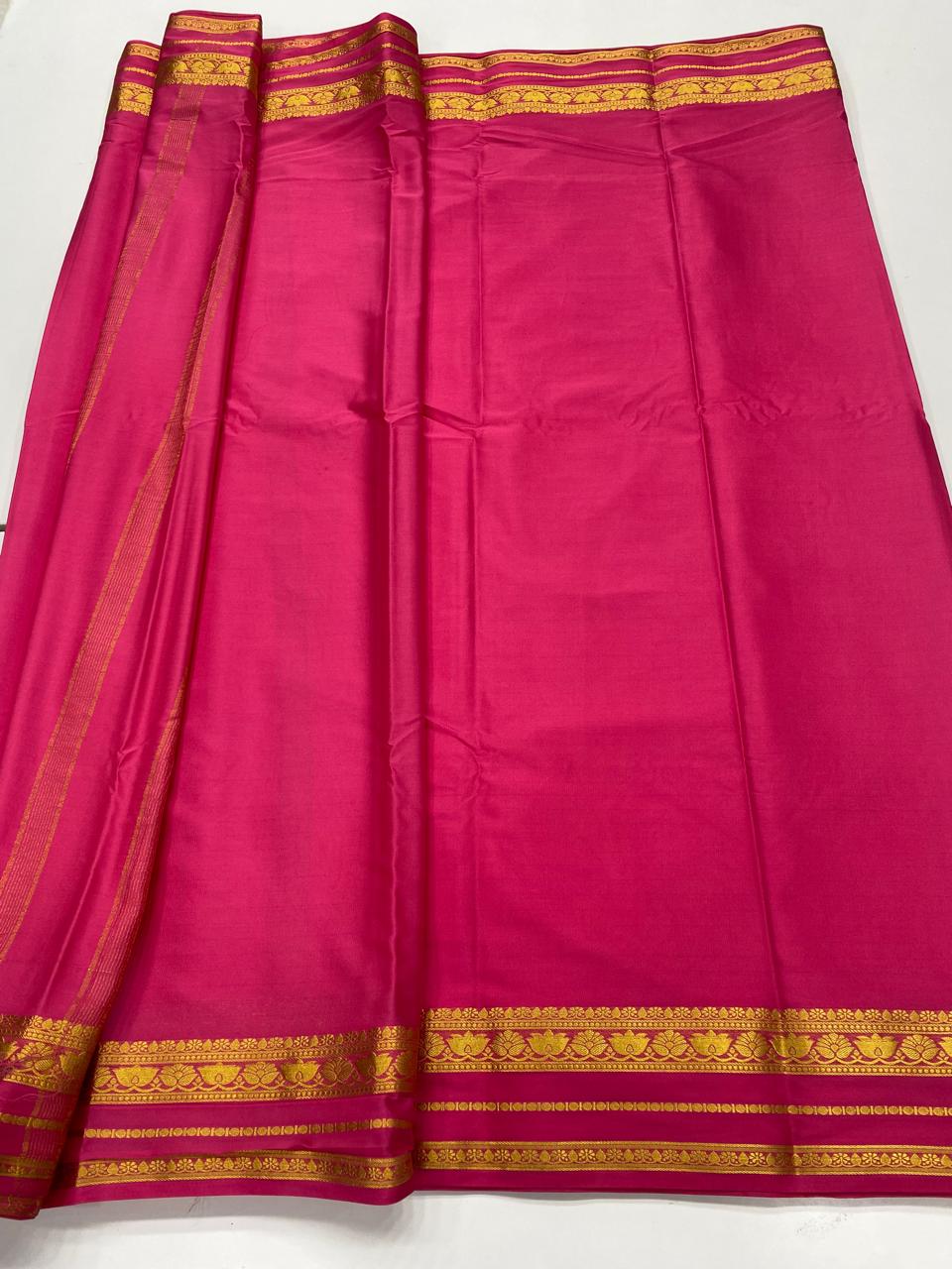 Mysore Crepe Self Saree ( 3367B-R12 )