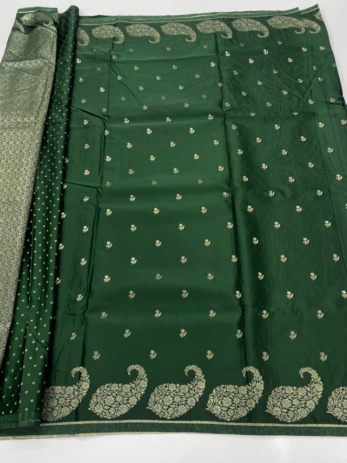 Semi Silk Butta Saree ( 3375-R17 )