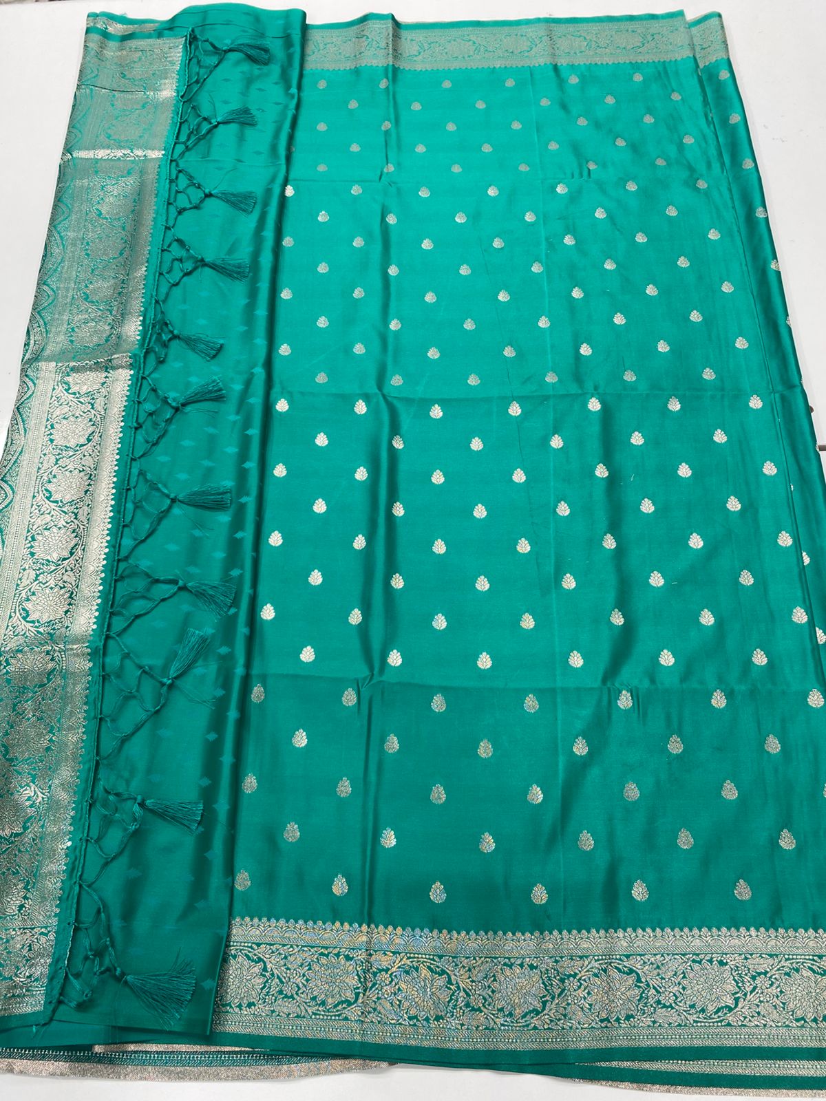 Semi Silk Butta Saree ( 3373B-R )