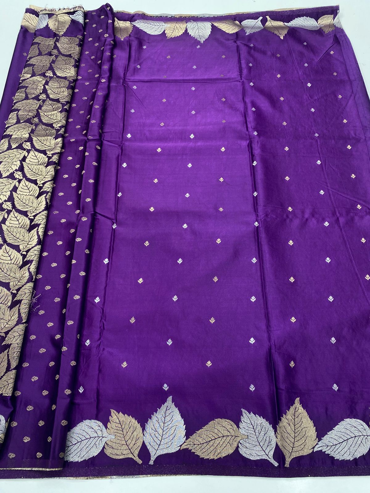 Semi Silk Butta Saree ( 3376-R16 )