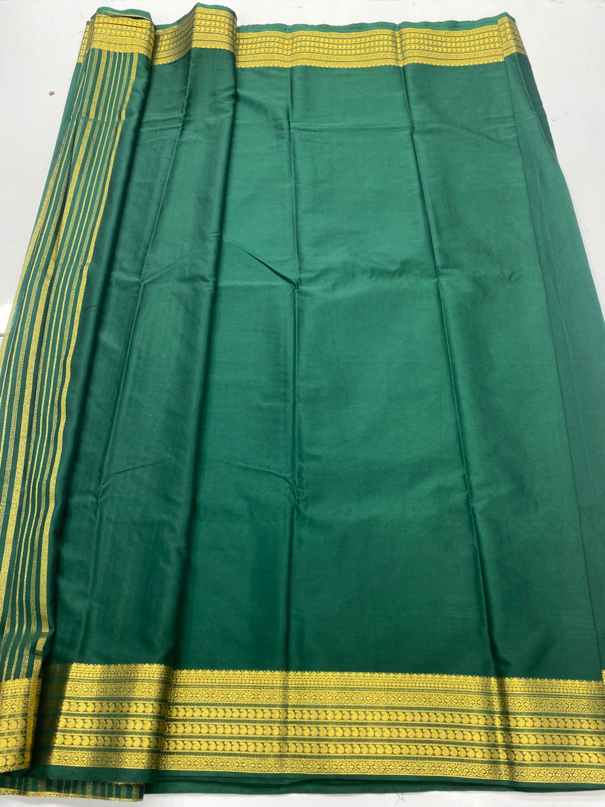 Mysore Crepe Self Saree ( 3367D-R18 )