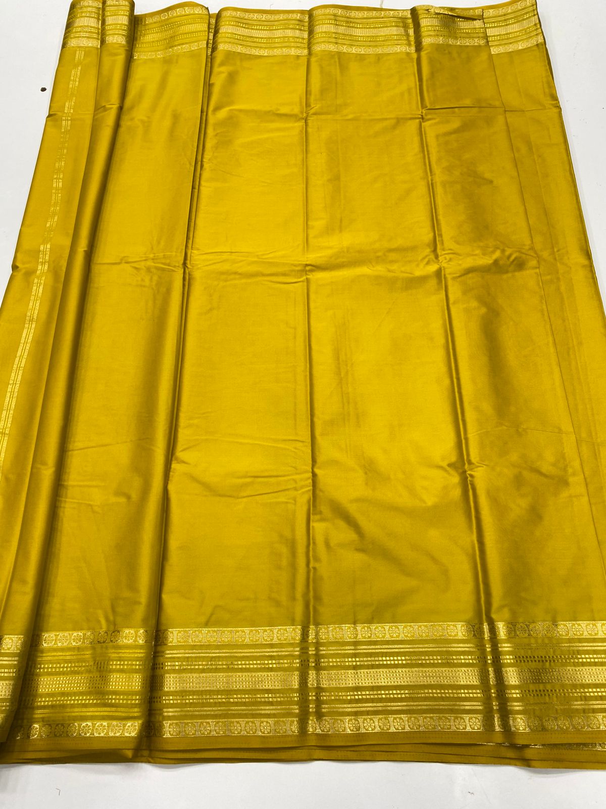 Mysore Crepe Self Saree ( 3383A-R16 )