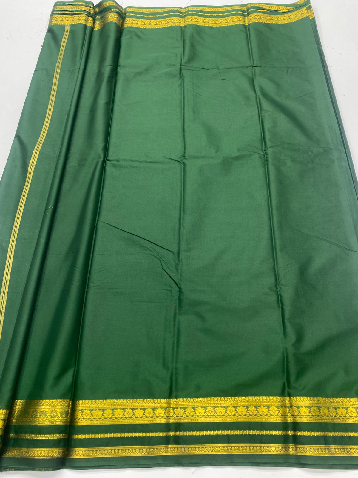 Mysore Crepe Self Saree ( 3383D-R17 )