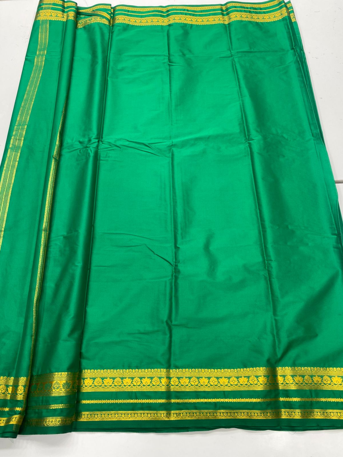 Mysore Crepe Self Saree ( 3383D-R17 )