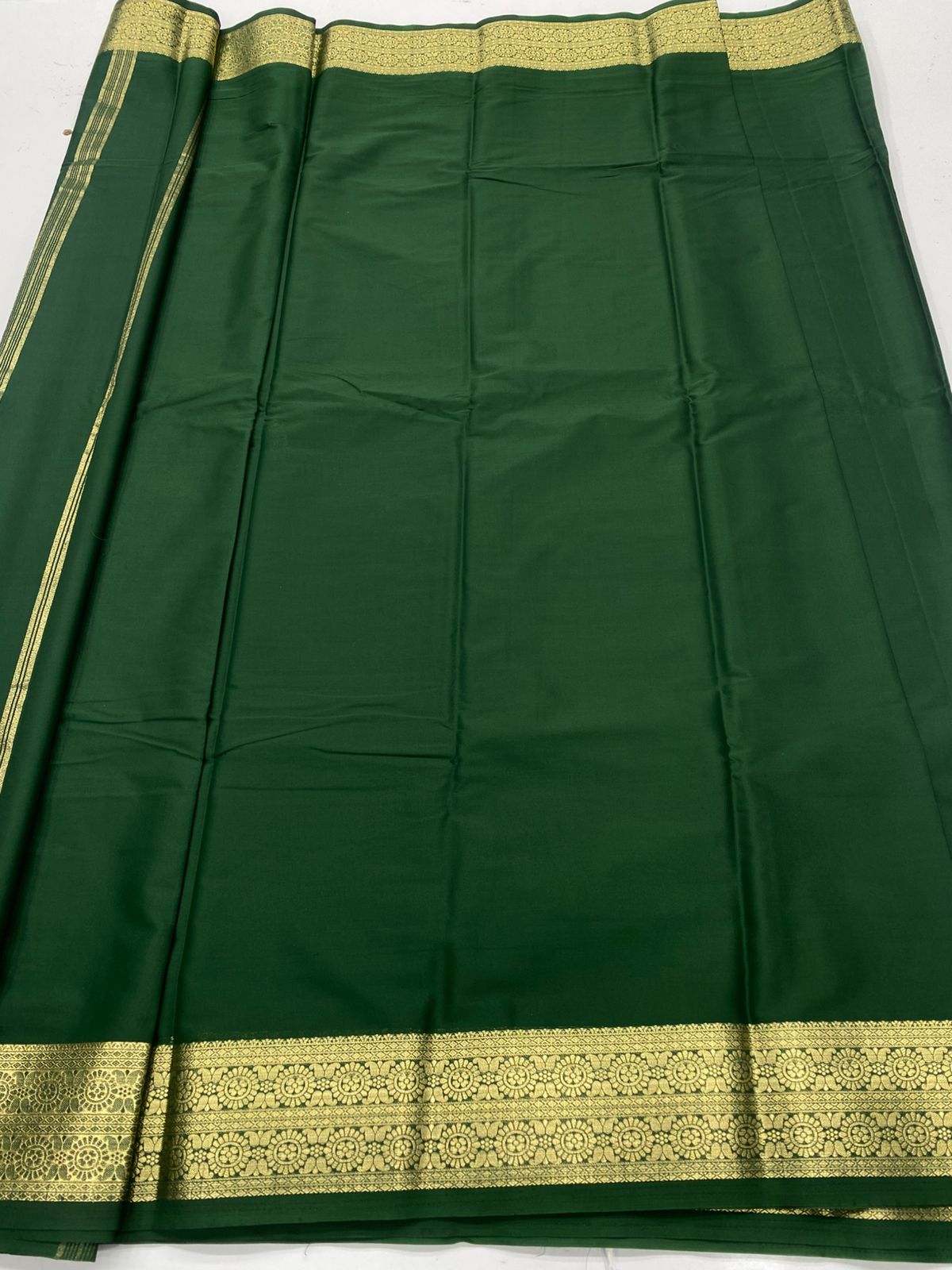 Mysore Crepe Self Saree ( 3383G-R18 )