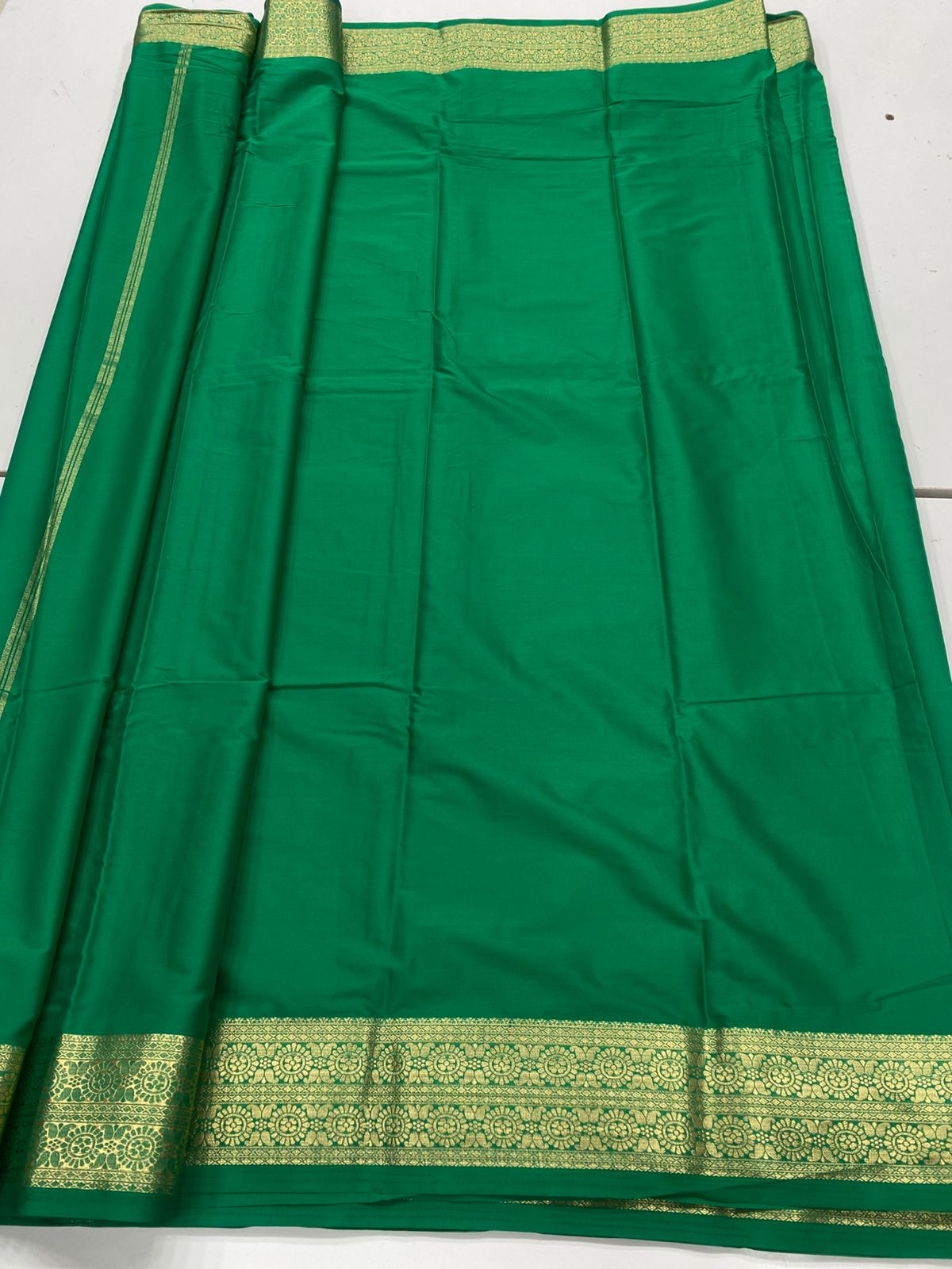 Mysore Crepe Self Saree ( 3383G-R18 )