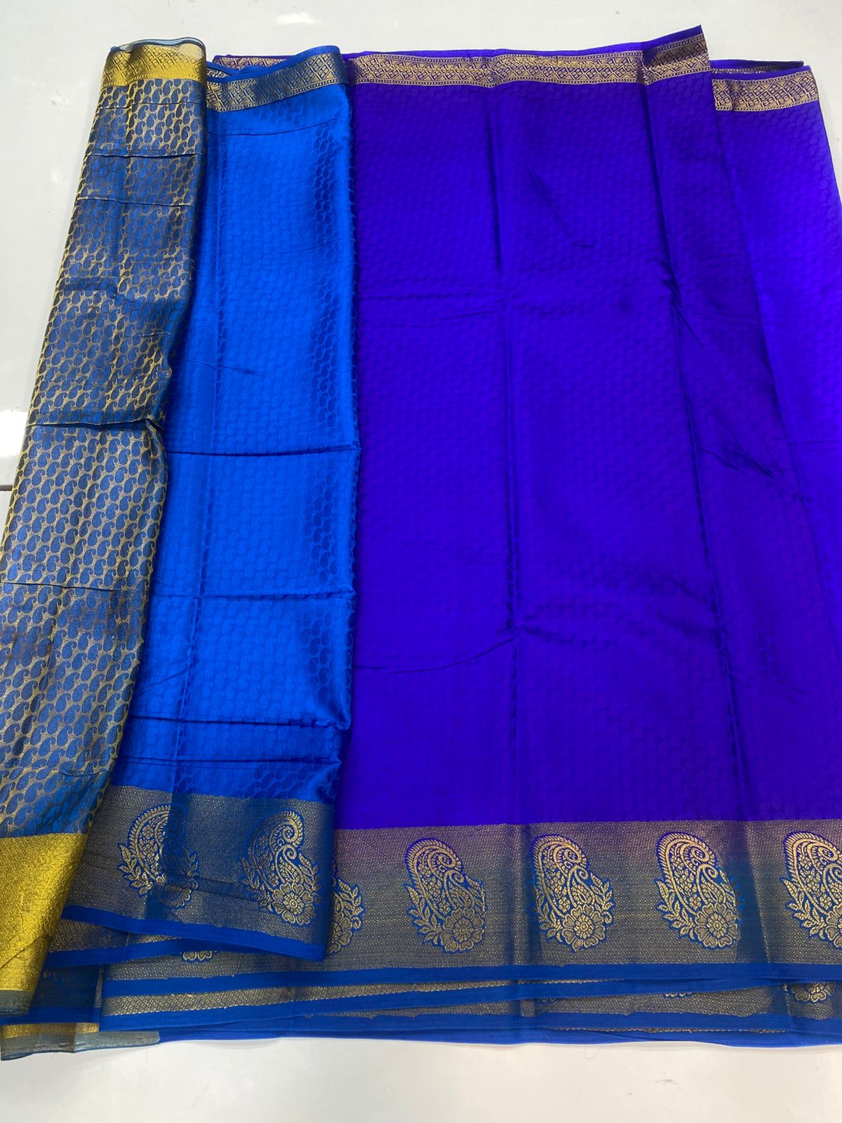 Semi Silk Embose Saree(2948B)