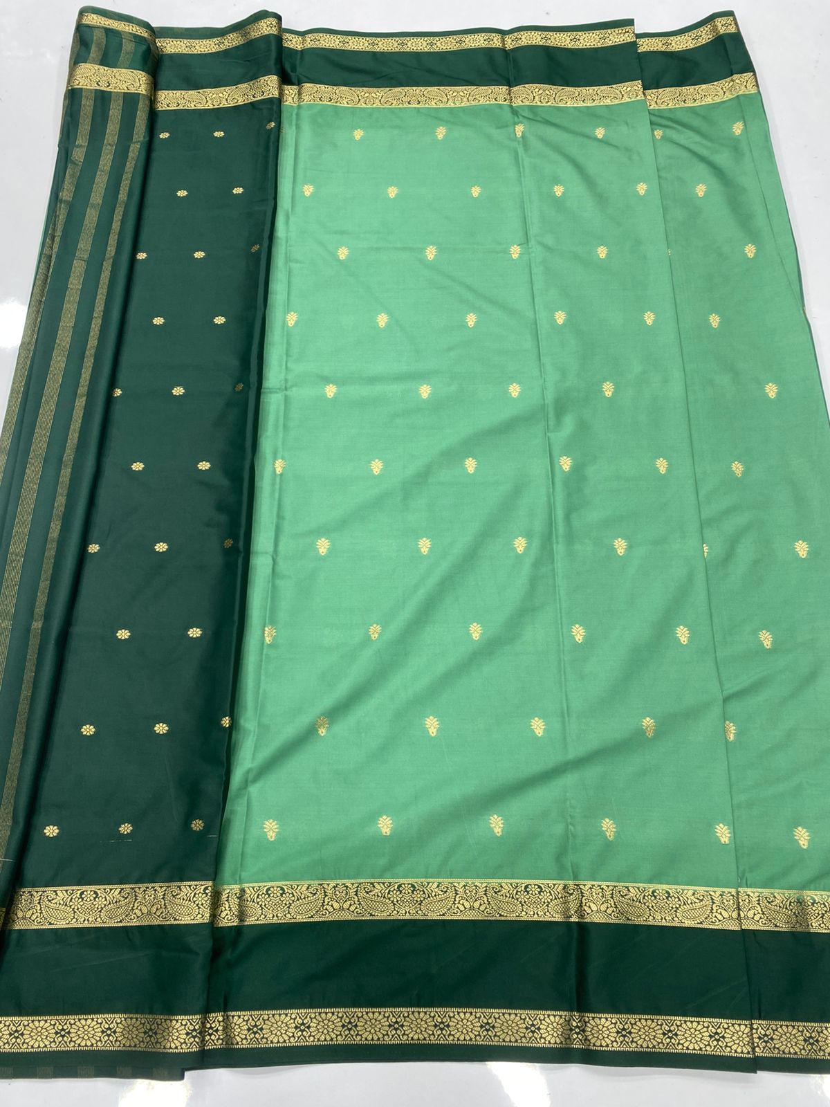 Mysore Crepe Butta Saree (3396D)