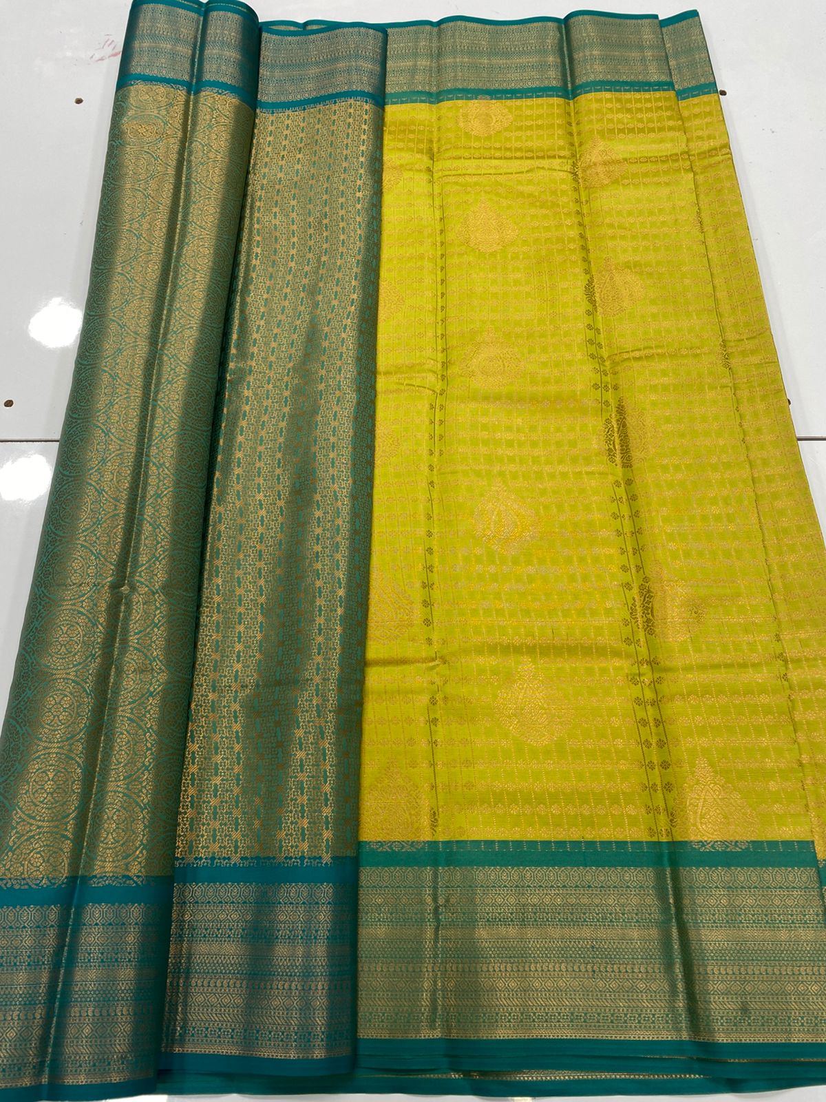 Semi Silk Broket Saree (3403F-R30 )