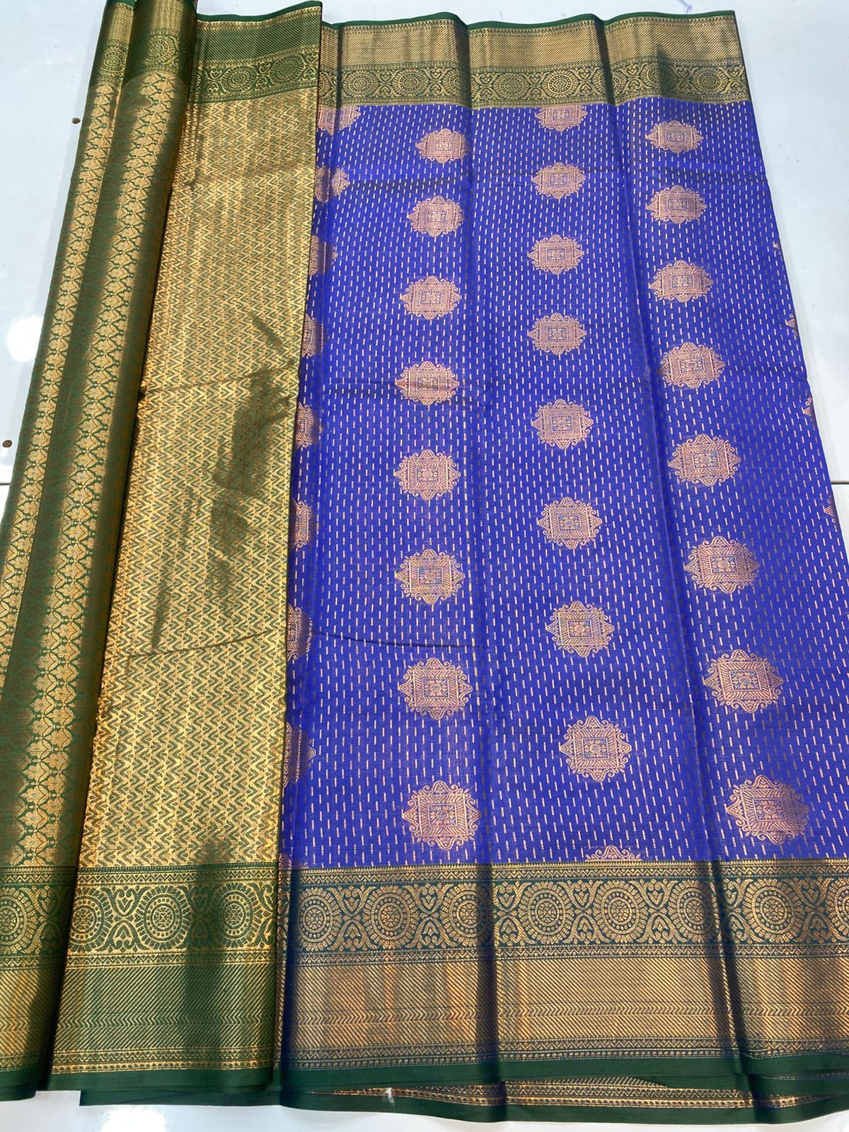Semi Silk Broket Saree(3403J-R22)