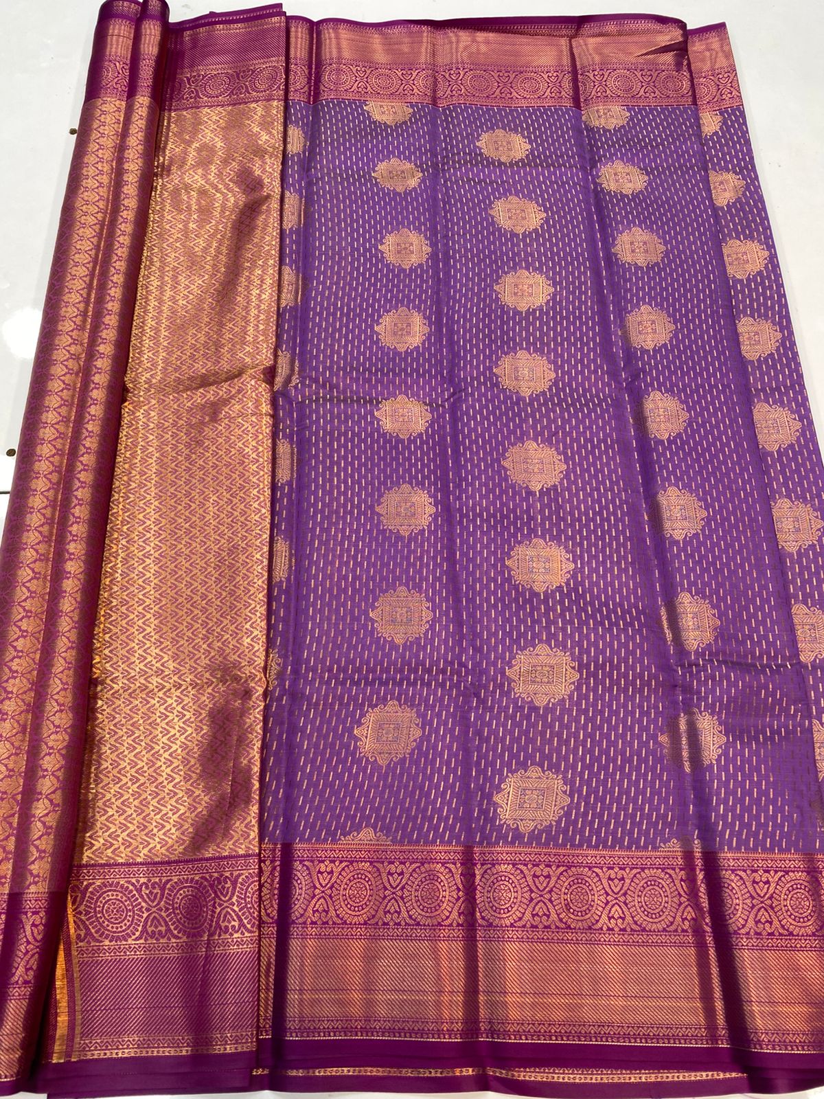 Semi Silk Broket Saree(3403J-R22)