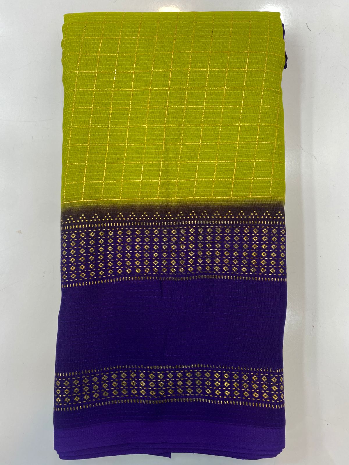 &nbsp;Fancy Georgette Zari Checks Saree(3445-R8)