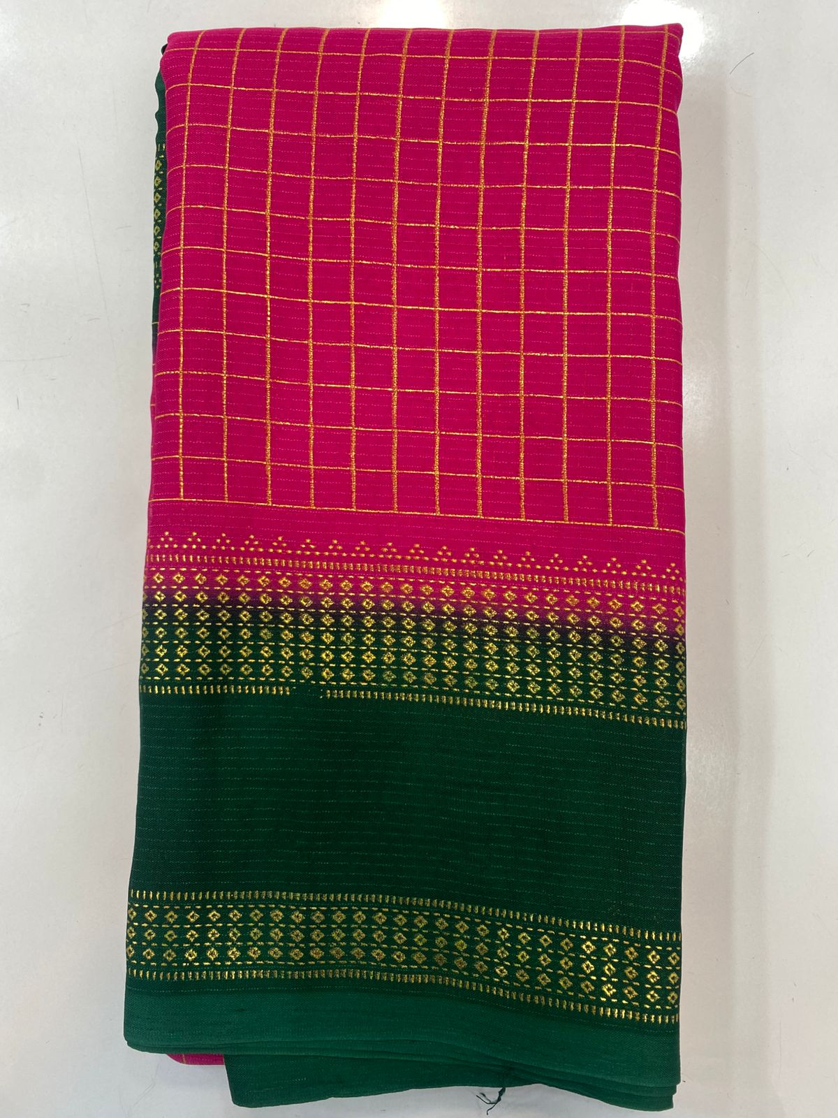 &nbsp;Fancy Georgette Zari Checks Saree(3445-R8)