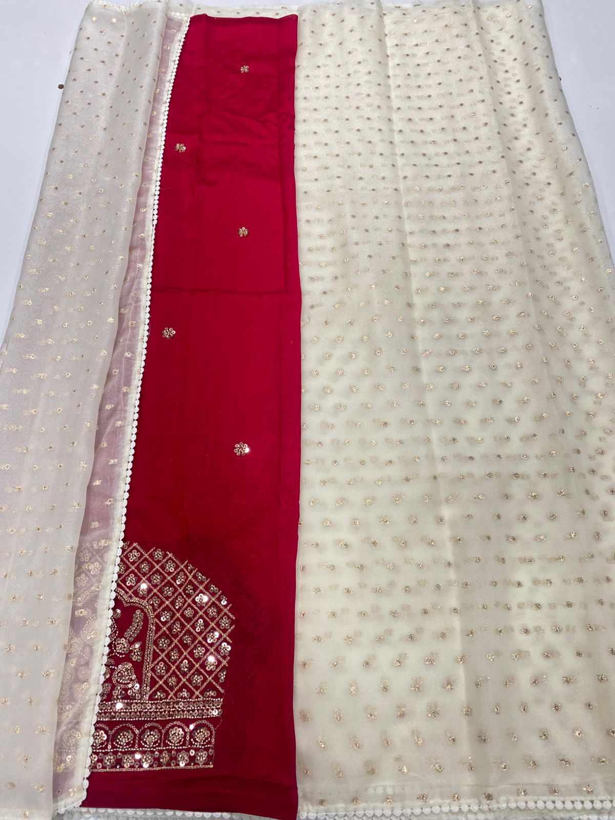 &nbsp;Fancy Georgette Zari Butta Saree(3284-R41)