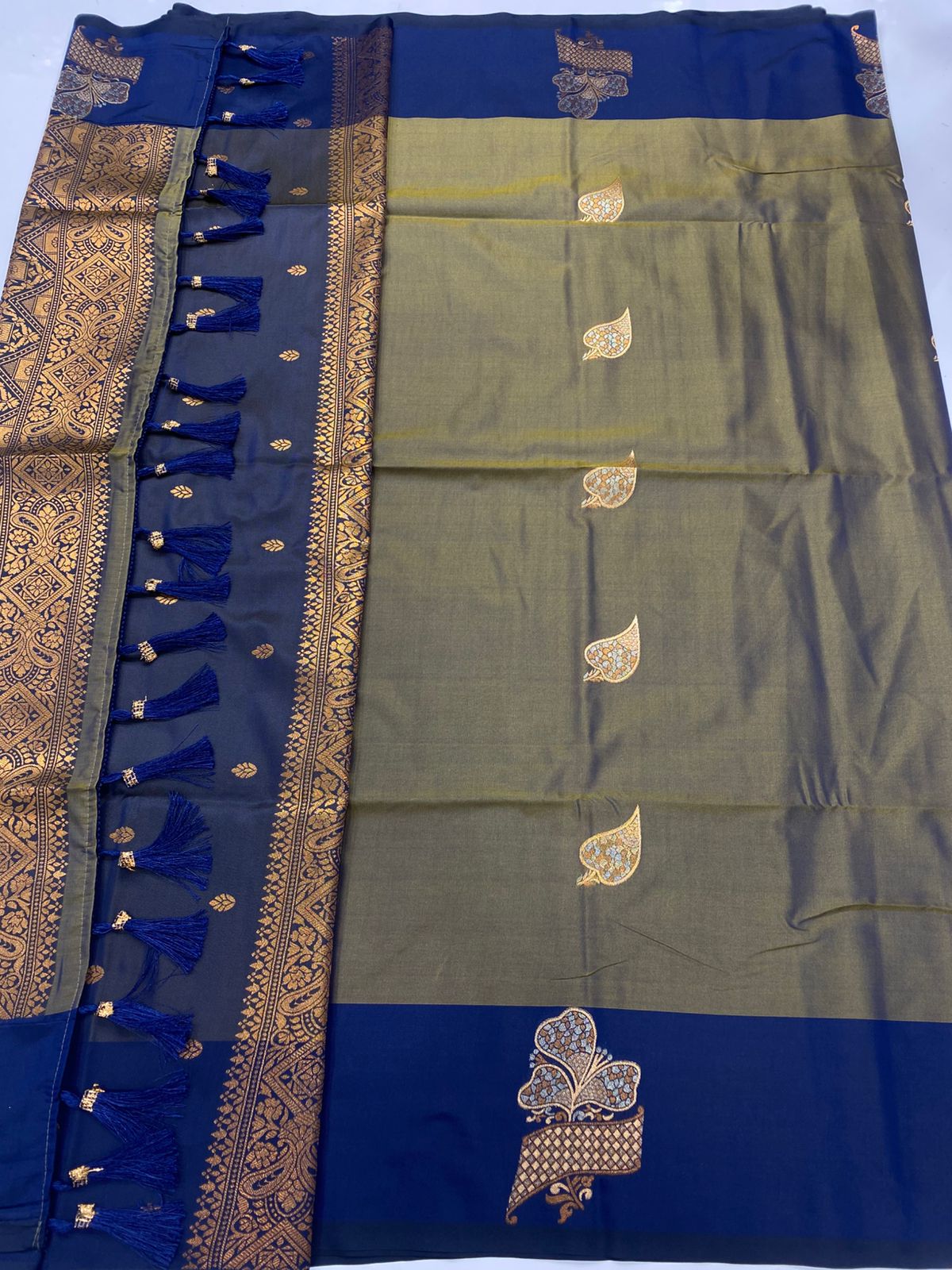 Semi Silk Butta Saree(3257C-R8)