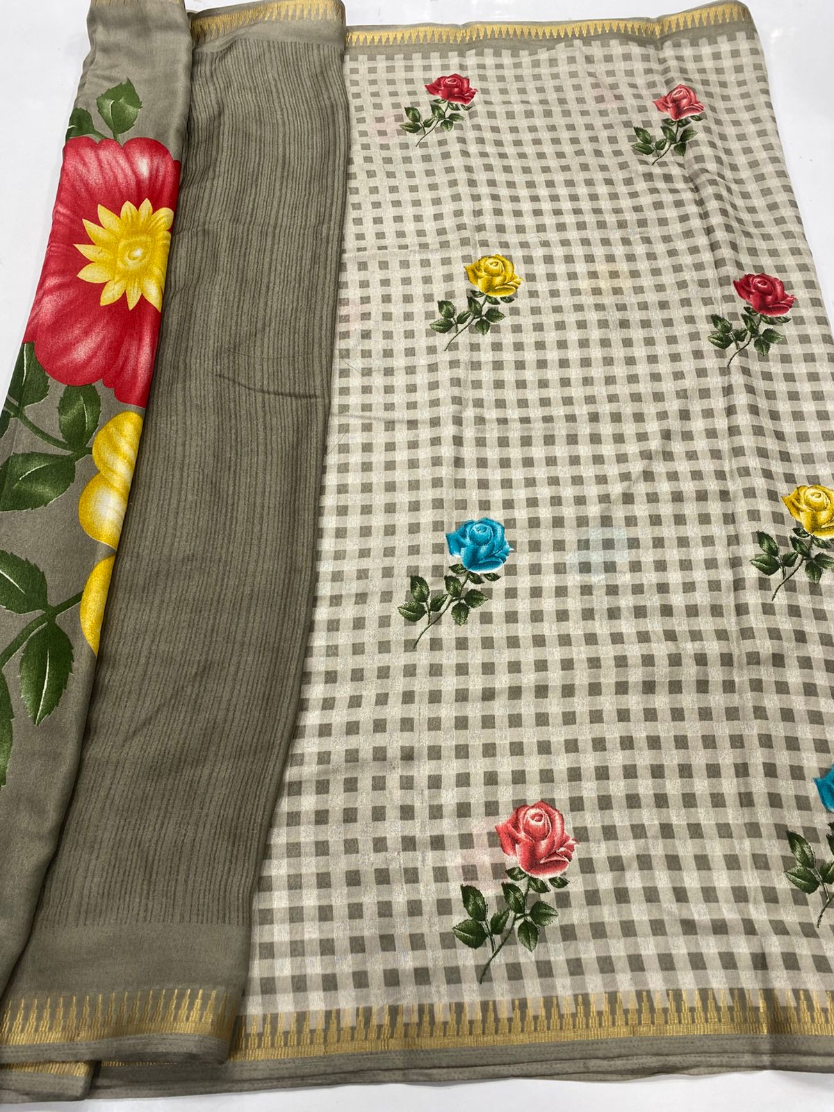 Fancy Soft Georgette Saree (3420-R41)