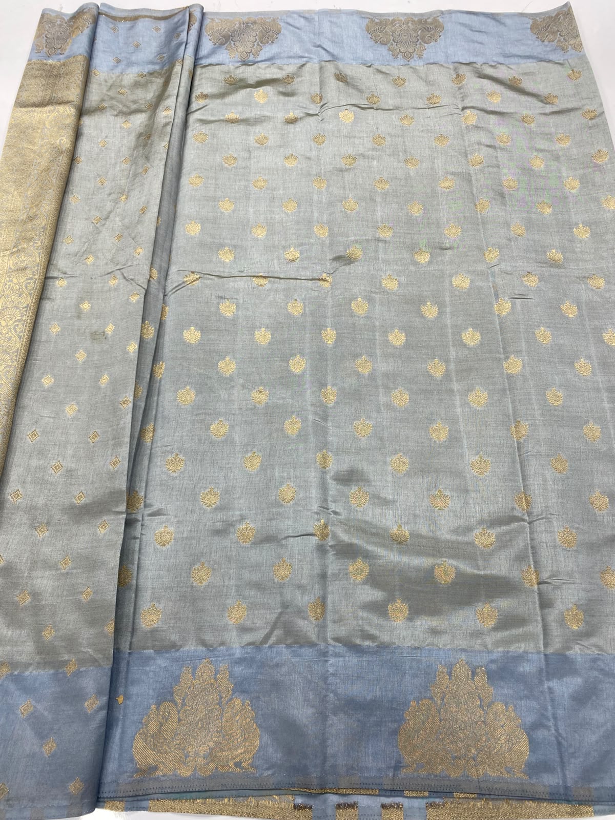 &nbsp;Semi Silk Butta Saree(3463-R18)