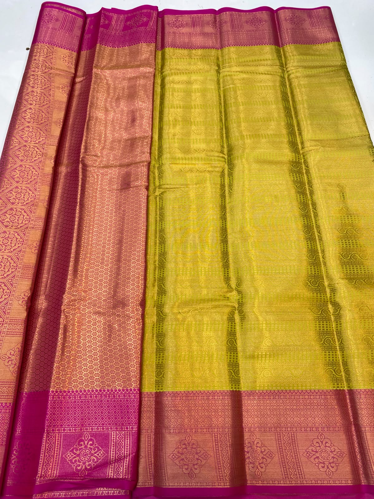 Semi Silk Broket Saree (3403D-R22)