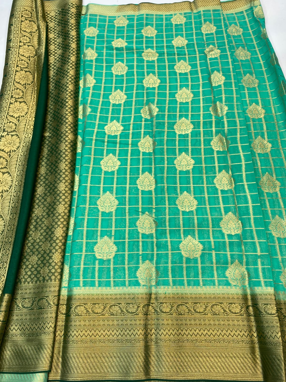 Khaddi Georgette Saree(3493B-R22)