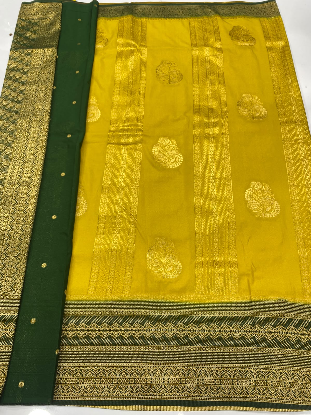 Khaddi Georgette Saree(3490B-R10)