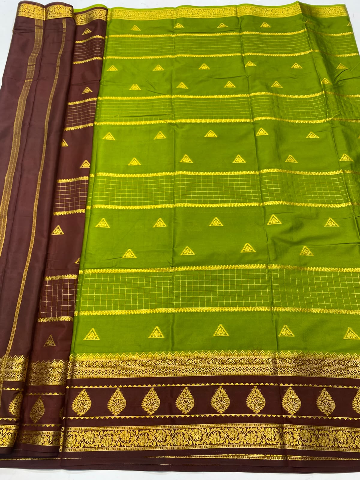 Mysore Chex Butta Saree(3261A-R17)