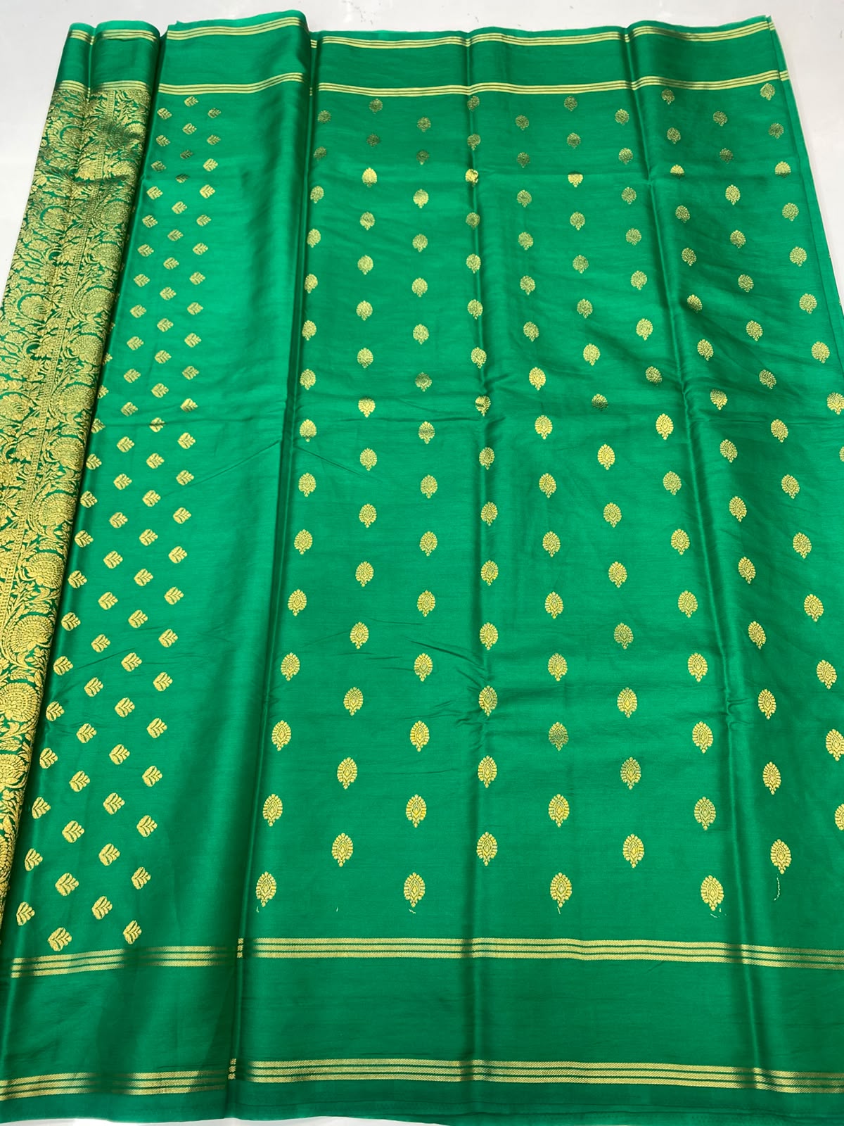 Khaddi Georgette Saree(3779B-R16)