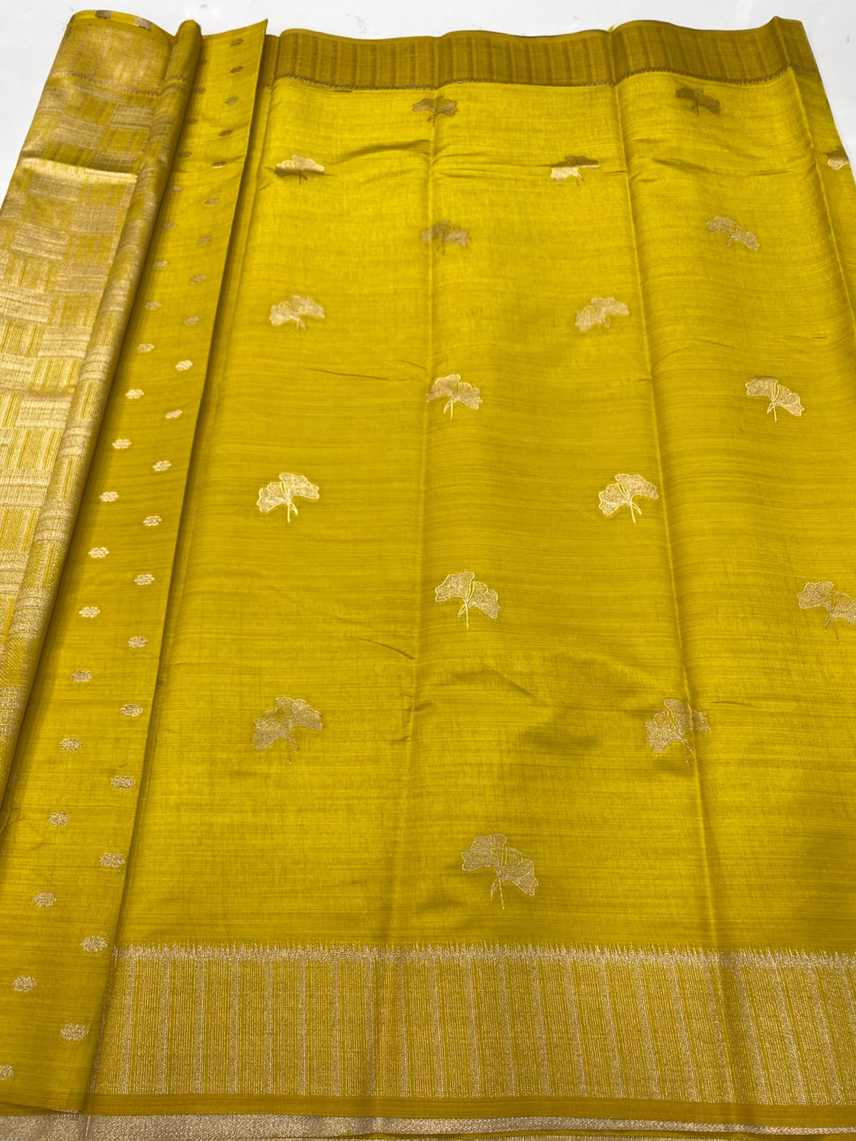 Semi Silk Butta Saree(3792B-R22)