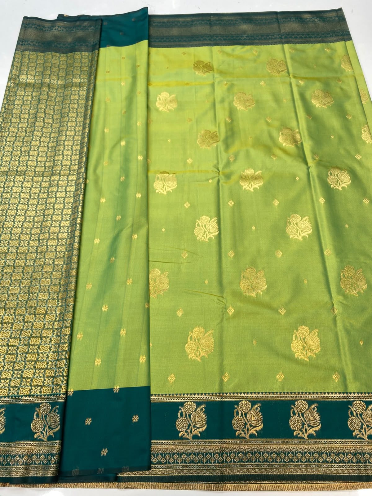 Semi Silk Butta Saree(3777A-R7)